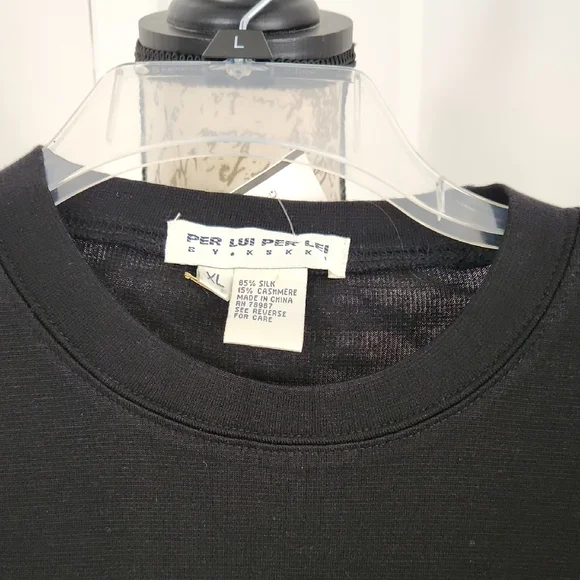 Black Long Sleeve Sweater - Picture 3 of 5